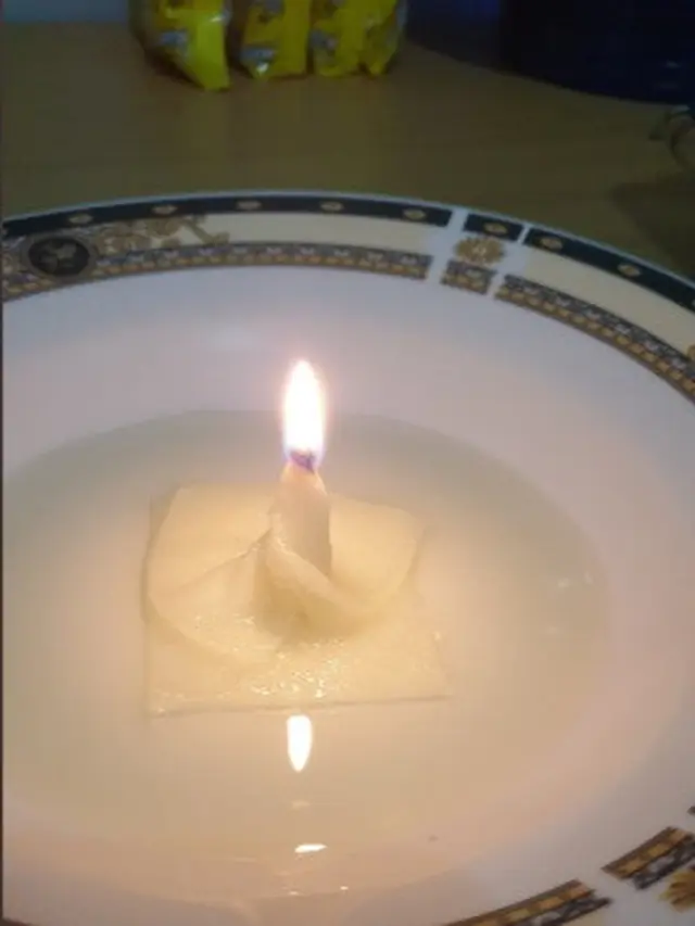 lilin dari kapas