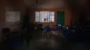 Suasana ruang kelas kosong yang tutup akibat pandemi COVID-19 di La Ilusion, Chiapas, Meksiko, 19 September 2020. Pejabat pendidikan Meksiko baru-baru ini mengatakan bahwa pendaftaran untuk tahun ajaran baru turun sekitar 10 persen. (AP Photo/Eduardo Verdugo)