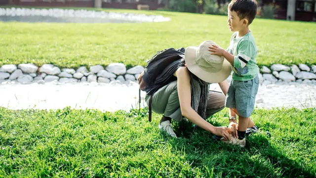 Outfit Ibu dan Anak Laki-laki