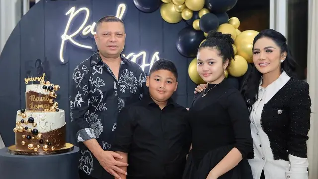 krisdayanti rayakan ultah Raul Lemos (Instagram/krisdayantilemos)