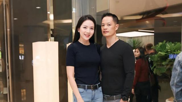 Kimmi Khay dan julukan \'Gayung Lope Pink\'. (credit: instagram.com/agnes_jennifer)