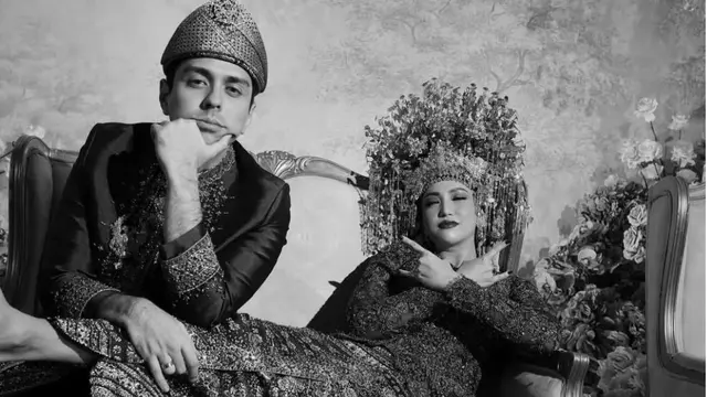 Momen Refal Hady Jadi Groomsmen di Nikahan Dewi Paramita Mici (credit: https://www.instagram.com/refalhady/)