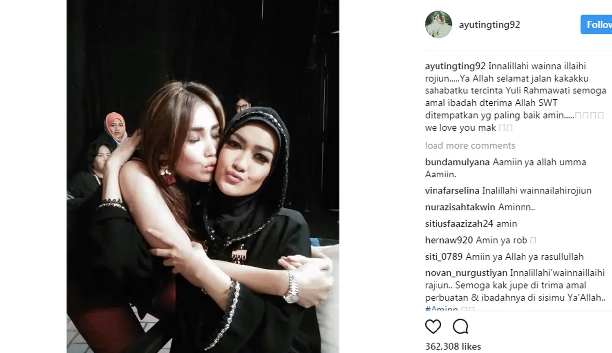 Penyanyi Ayu ting ting saat bersama Julia Perez. Ayu menggugah status di instagramnya. Innalillahi wainna illaihi rojiun.....Ya Allah selamat jalan kakakku sahabatku tercinta Yuli Rahmawati semoga amal ibadah dterima Allah SWT. (Instagram/ayutingting92)