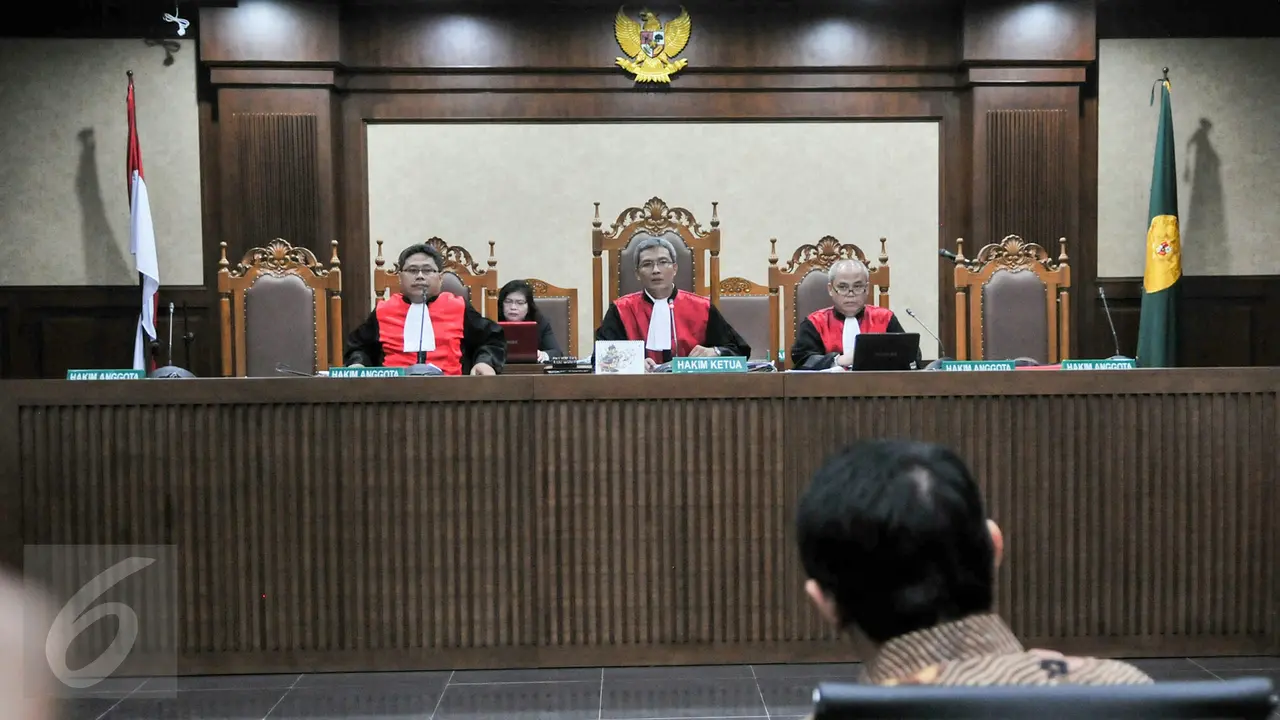 20160204- Jadi Saksi Kasus UPS, Ahok Ditonton Haji Lulung-Jakarta-Yoppy Renato