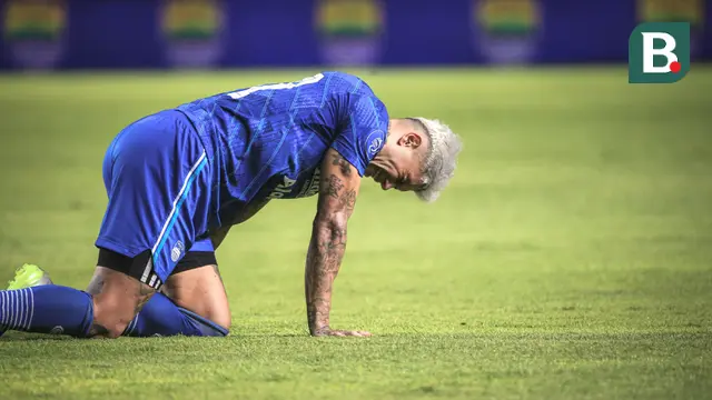 Persib Bandung vs Dewa United - BRI Liga 1 2023/2024