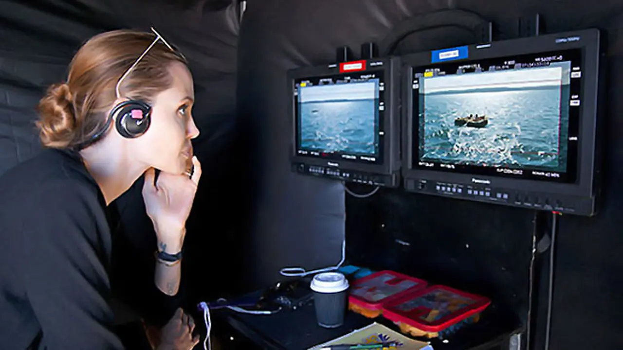 angelina-jolie-sutradara-131101c.jpg