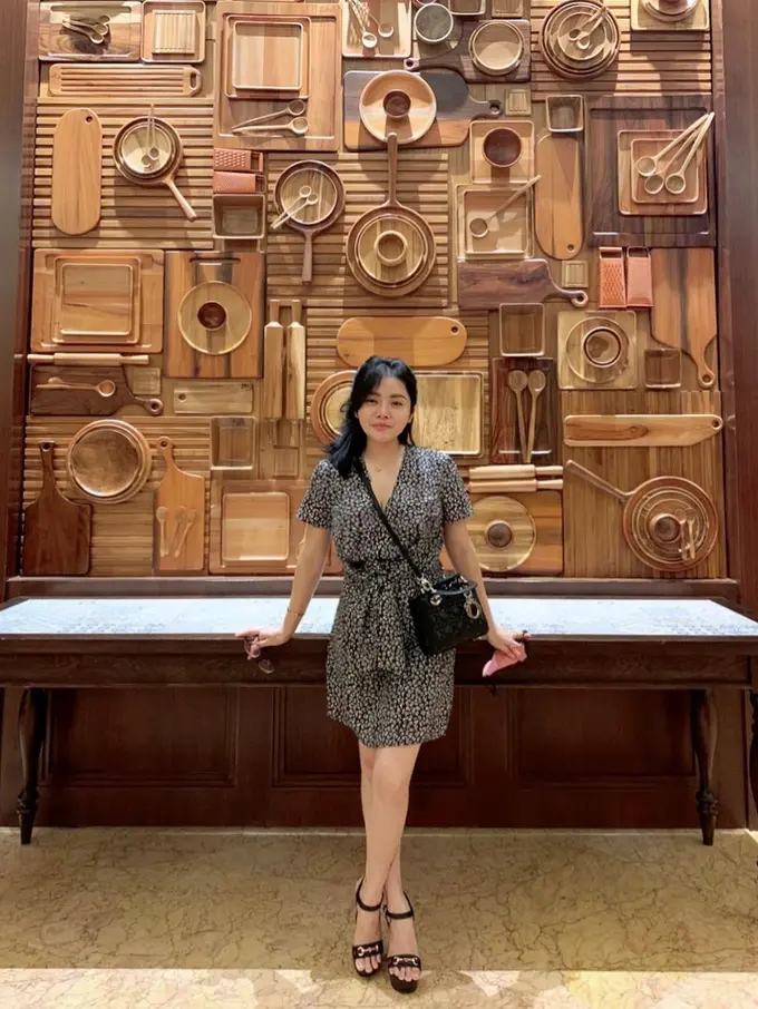 11 OOTD Gaya Mawar AFI, Inspirasi Outfit untuk Pemilik Tubuh Petite