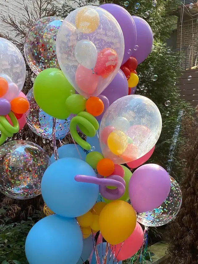 Momen Gigi Hadid Rayakan Ultah Pertama Baby Khai. (Sumber: Instagram/lanzybear)