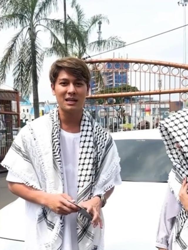 Momen Rizky Billar Saat Lelang Mobil Kesayangan, Sumbangkan Hasil untuk Donasi Palestina