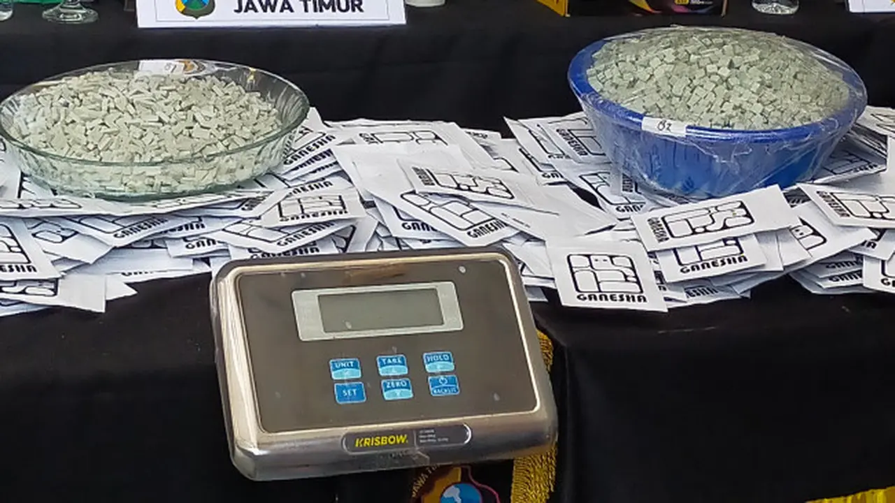 Tim Gabungan Bongkar Laboratorium Narkoba Terselubung di Malang