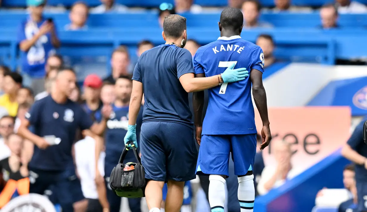 Kante baru bermain dua kali untuk Chelsea musim ini. Namun, gelandang asal Prancis tersebut masih belum pernah turun ke lapangan di era Graham Potter. (AFP/Glyn Kirk)