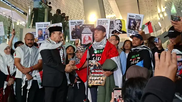 Tangis WNI Usai Ditahan Tentara Israel: Kami Diperlakukan Seperti Hewan