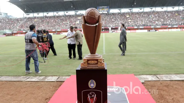 Trofi Piala Presiden 2017