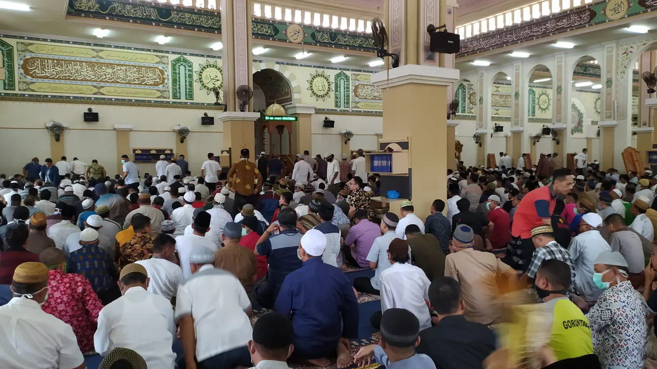 Tetap Salat Jumat