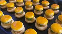Resep nastar burger, kue Lebaran yang unik. (dok. Cookapd @lolitaryani)