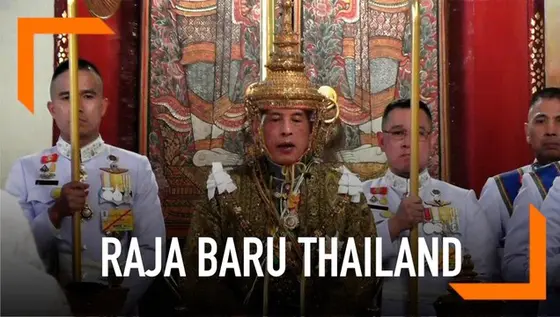 VIDEO: Raja Baru Thailand Diarak Memakai Tandu Berlapis Emas