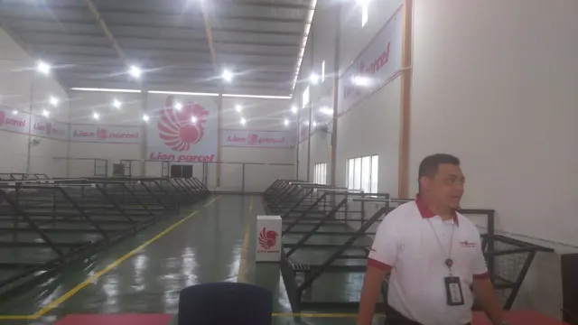 PT Lion Express atau lebih dikenal dengan nama Lion Parcel akan mengoperasikan tempat penimbunan sementara (TPS) di Kawasan industri unas satu blok 2Q dan R Batam Center, Batam.