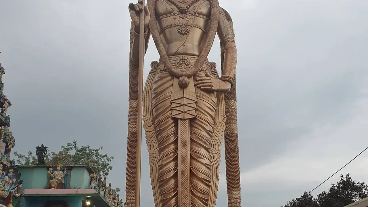 Wisata Binjai Kuil Sri Rajeshwari Amman Kovil