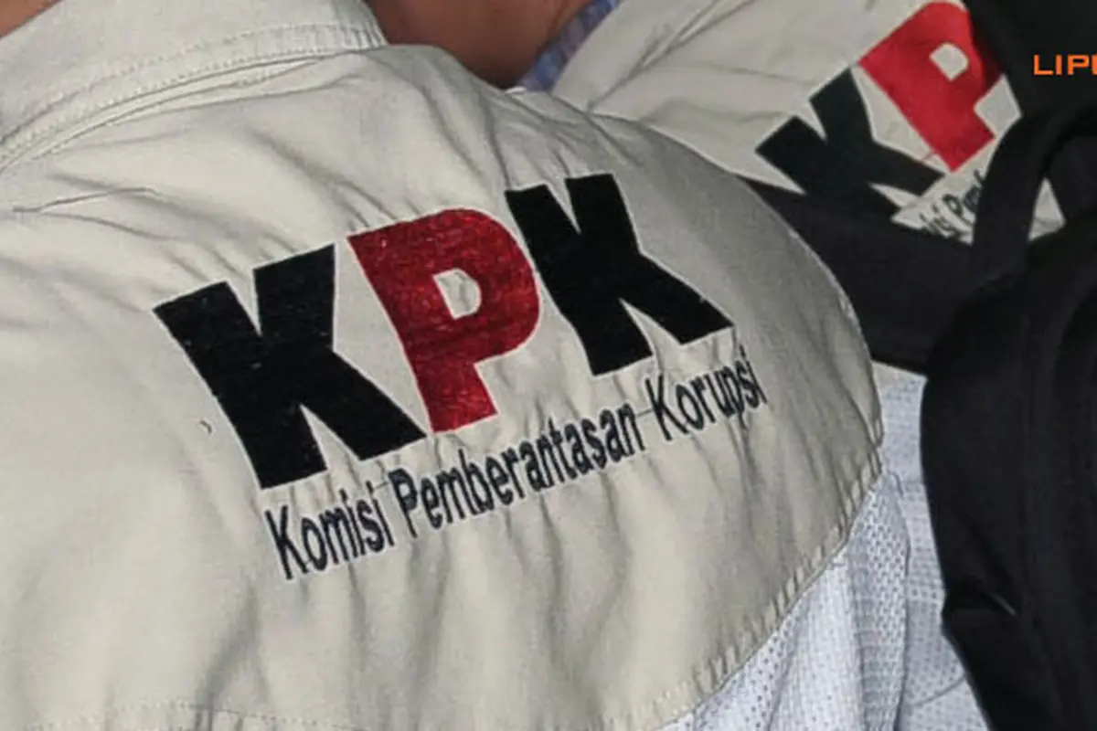 kpk-petugas-131115a.jpg