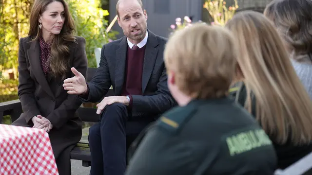 Kate Middleton Kembali Tampil di Publik, Temani Pangeran William Temui Keluarga Korban Serangan Pisau di Kelas Tari