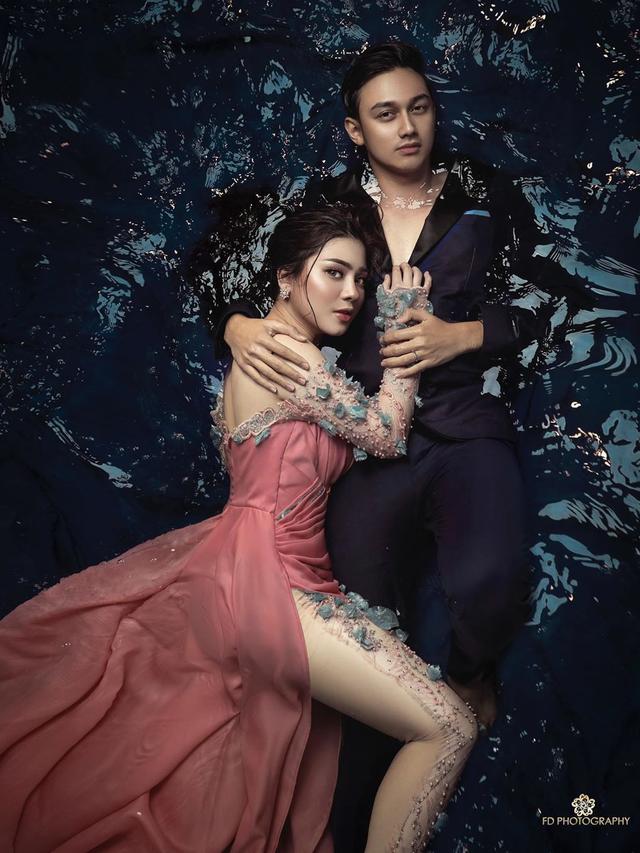 6 Gaya Felicya Angelista dan Caesar Hito Prewedding 'Deep Love', Curi Perhatian