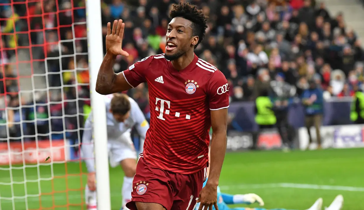 Kingsley Coman. Sayap kanan Prancis berusia 25 tahun ini hanya tampil 22 kali bersama Juventus pada musim 2014/15 dan 2015/16. Ia pun dipinjamkan selama dua musim ke Bayern Munchen dan akhirnya dipermanenkan sejak 2017/18 hingga kini dan menjadi bagian penting Die Roten. (AFP/Kerstin Joensson)