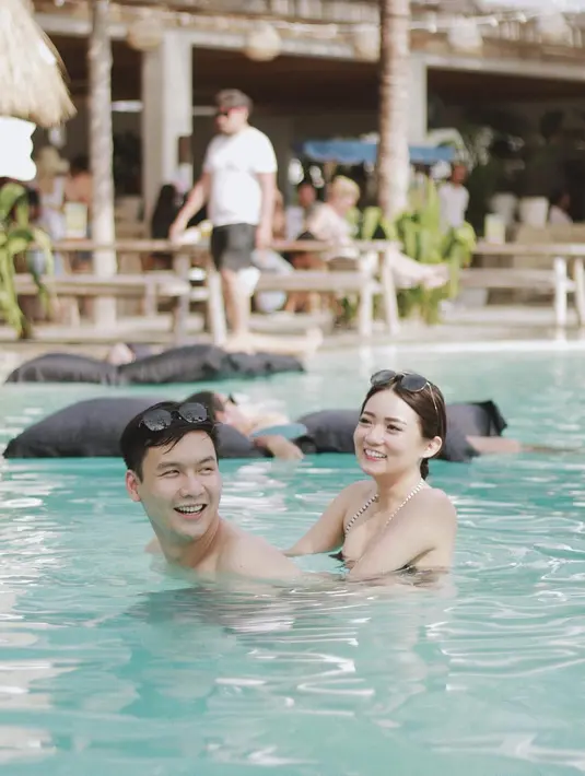 Fendy Chow dan Stella Cornelia