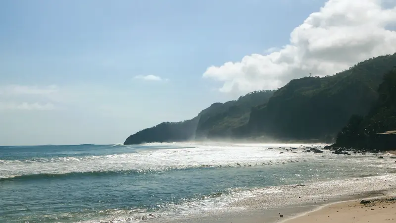 Pantai Pecaron Kebumen, Surga Tersembunyi di Selatan Jawa