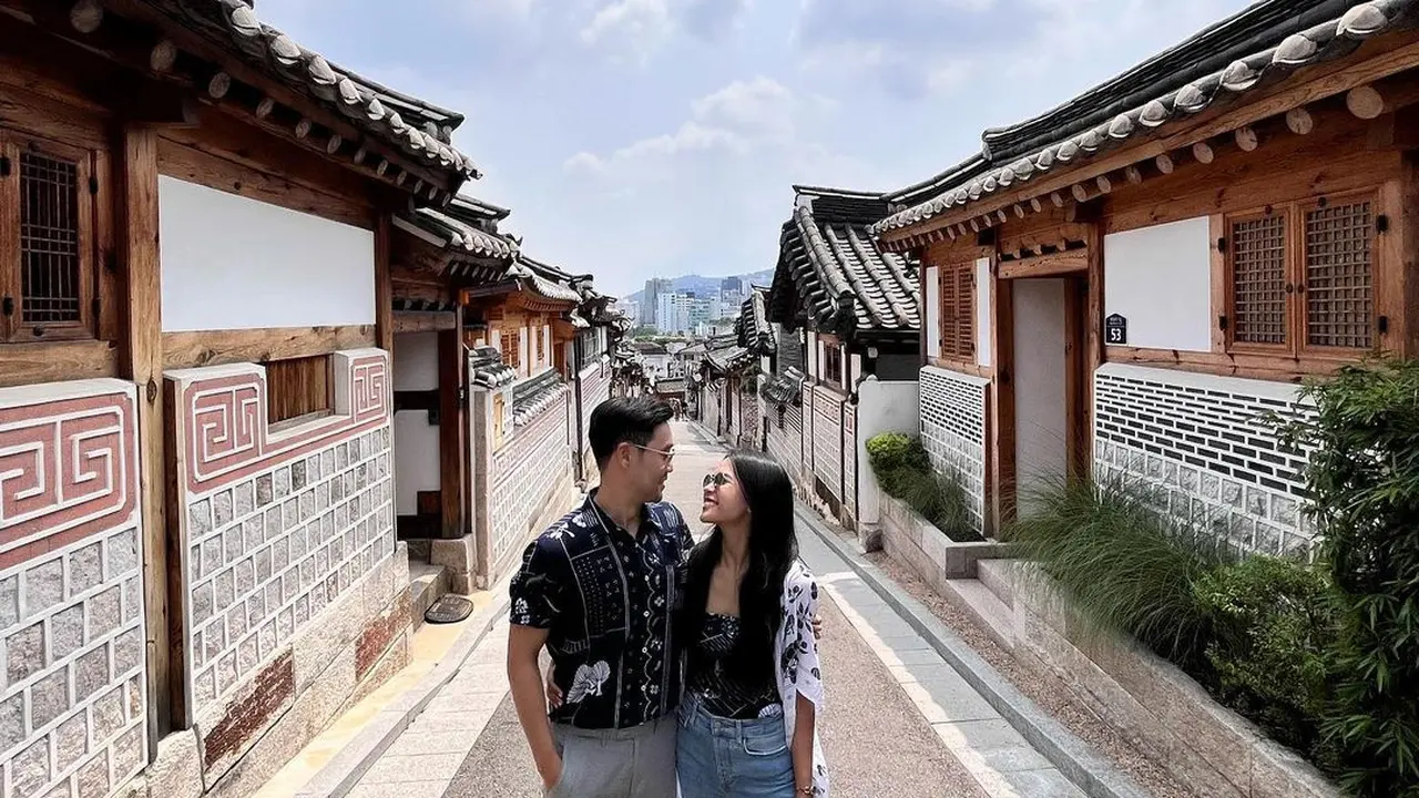 Maudy Ayunda dan Jesse Choi