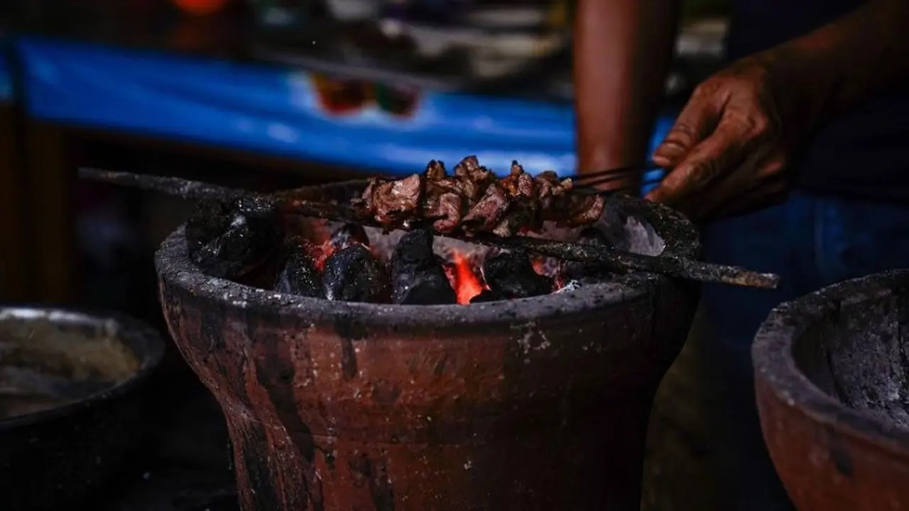 Akhir Pekan Menikmati Keunikan Sate Klatak Khas Bantul Yogyakarta