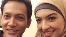 Raline Shah beradu akting dengan Fedi Nuril di film Surga yang Tak Dirindukan. Di film tersebut, Raline memang memakai hijab. Penampilan Raline Shah saat pakai hijab pun menuai banyak pujian dari fansnya. (Liputan6.com/IG/ralineshah)