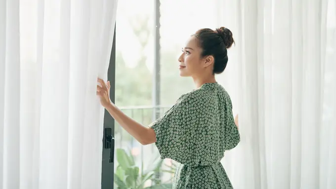 perempuan dan menguatkan diri