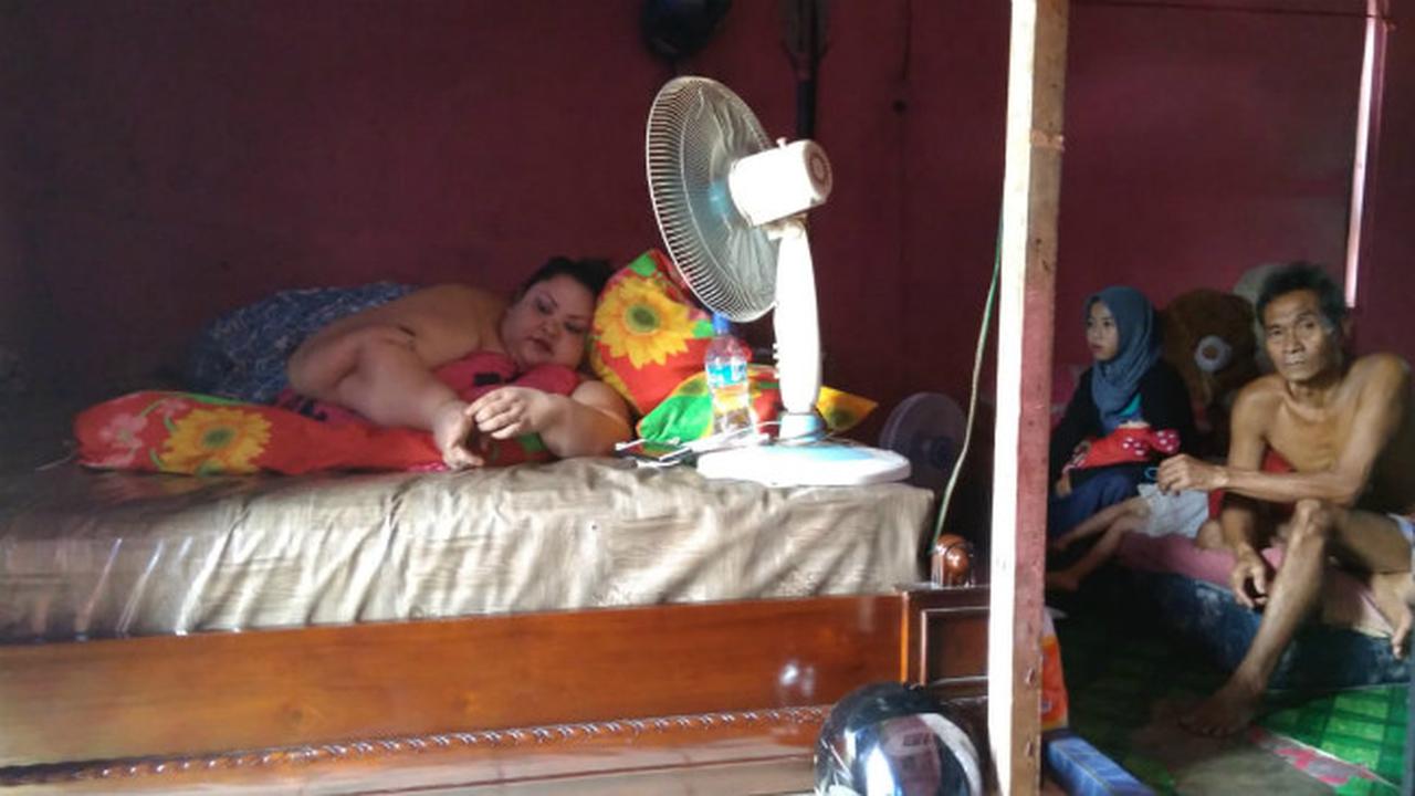 Titi Wati di Rumah Usai Operasi Pengecilan Lambung