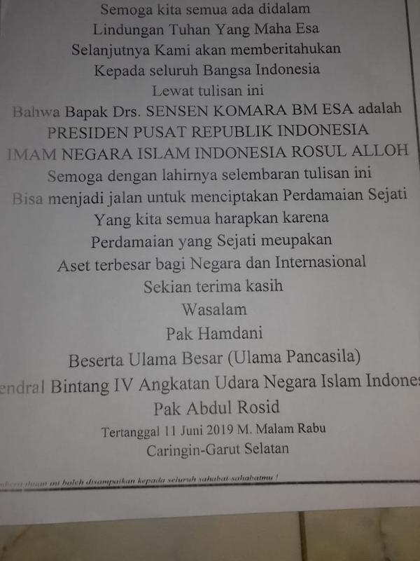 Surat pernyataan nabi palsu Sensen Komara sebagai Presiden Pusat Republik Indonesia yang dibuat Hamdani, salah satu pengikut setianya (Liputan6.com/Jayadi Supriadin)