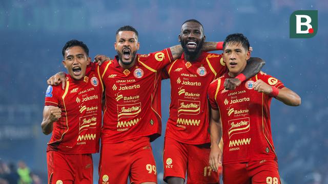 Foto: Eksel Runtukahu Borong 2 Gol, Persija Lumat Persebaya di BRI Super League