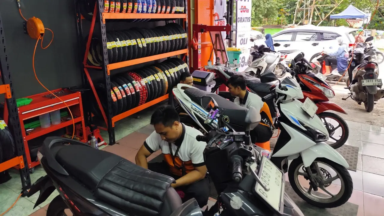 bengkel motor