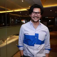 Aktor senior Ferry Salim melihat film dalam negeri sudah mulai membaik. Hal itu terbukti dengan banyaknya film Indonesia yang berkualitas dan bersaing dengan film luar negeri. (Deki Prayoga/Bintang.com)