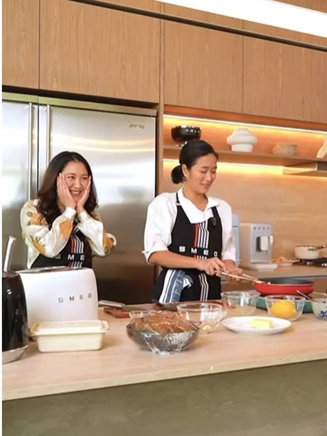 6 Potret Keseruan Sherina Munaf dan Chef Renatta Masak Bareng, Bikin Turkish Eggs