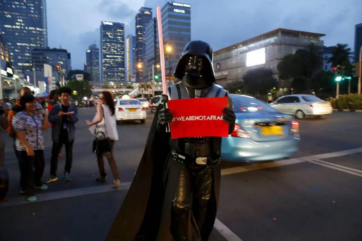 Bom Sarinah, 'Darth Vader' Ikut Aksi #KamiTidakTakut