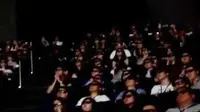 VIDEO: Puluhan Calon Kedokteran Kuliah di Bioskop