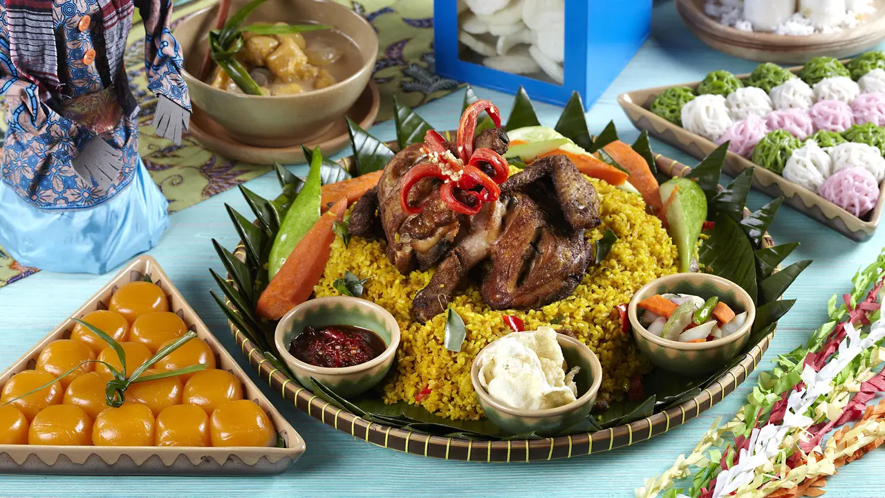 Nasi Kuning Shangri-La Hotel Jakarta 