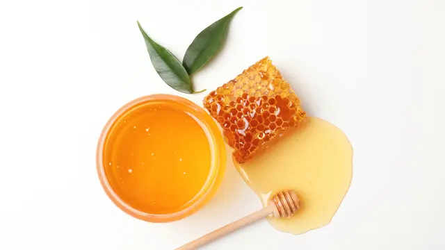 10 Cara Mengatasi Rambut Kasar dan Megar yang Bisa Dilakukan di Rumah