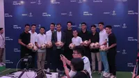 Pemain Persija berfoto bareng Kaka di Oppp Gallery