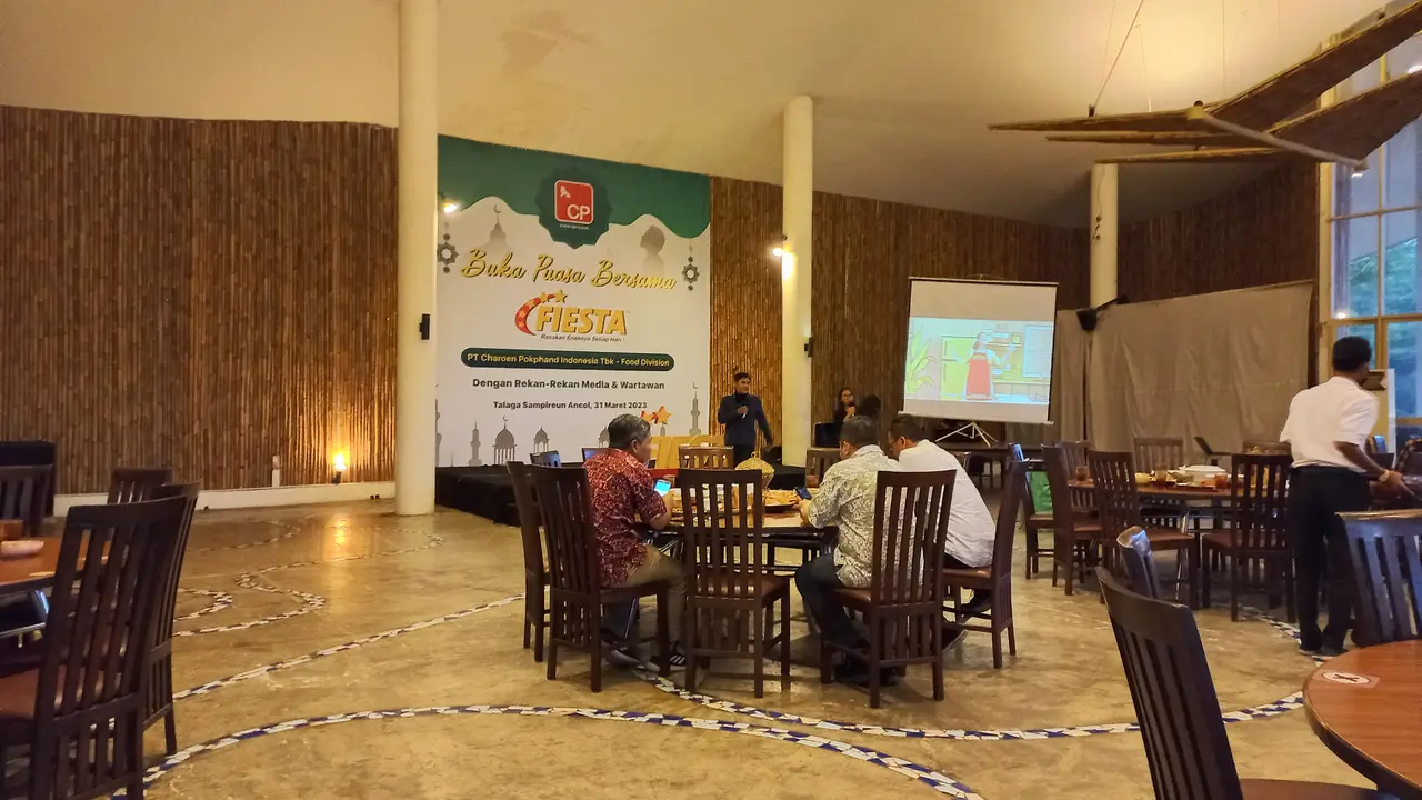 Buka Bersama.