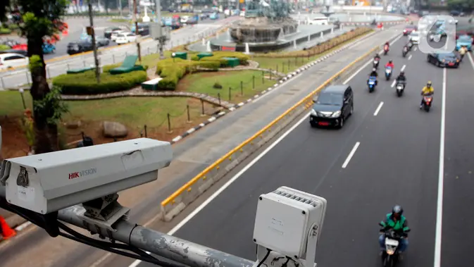 Lebaran Tetap Aman: Polda Metro Jaya Lanjutkan Tilang ETLE Mobile untuk Cegah Pelanggaran!