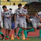 Pemain PSMS Medan tengah berlatih jelang pertandingan melawan Persija Jakarta (Fajar Abrori/Liputan6.com)