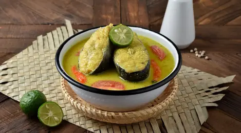 Ikan Asap Kuah Kuning