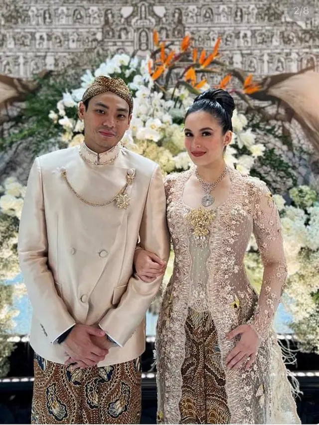 Potret Chelsea Islan Resmi Dilamar Rob Clinton, Tampil Anggun Berbalut Kebaya Jawa