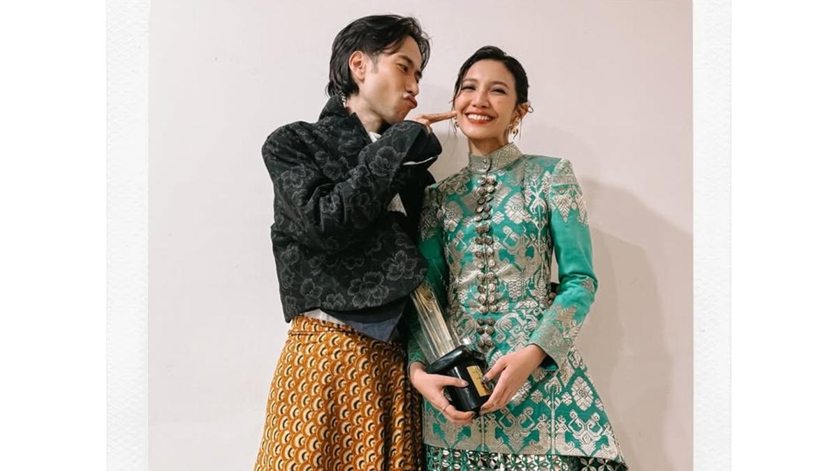 Detail Model Baju Sheila Dara saat FFI 2025, Perpaduan Tradisional Modern yang Berkelas