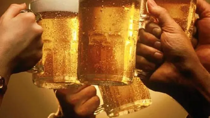 Simak Cara 'Toast' yang Benar Ketika Minum Bir di 8 Negara ini